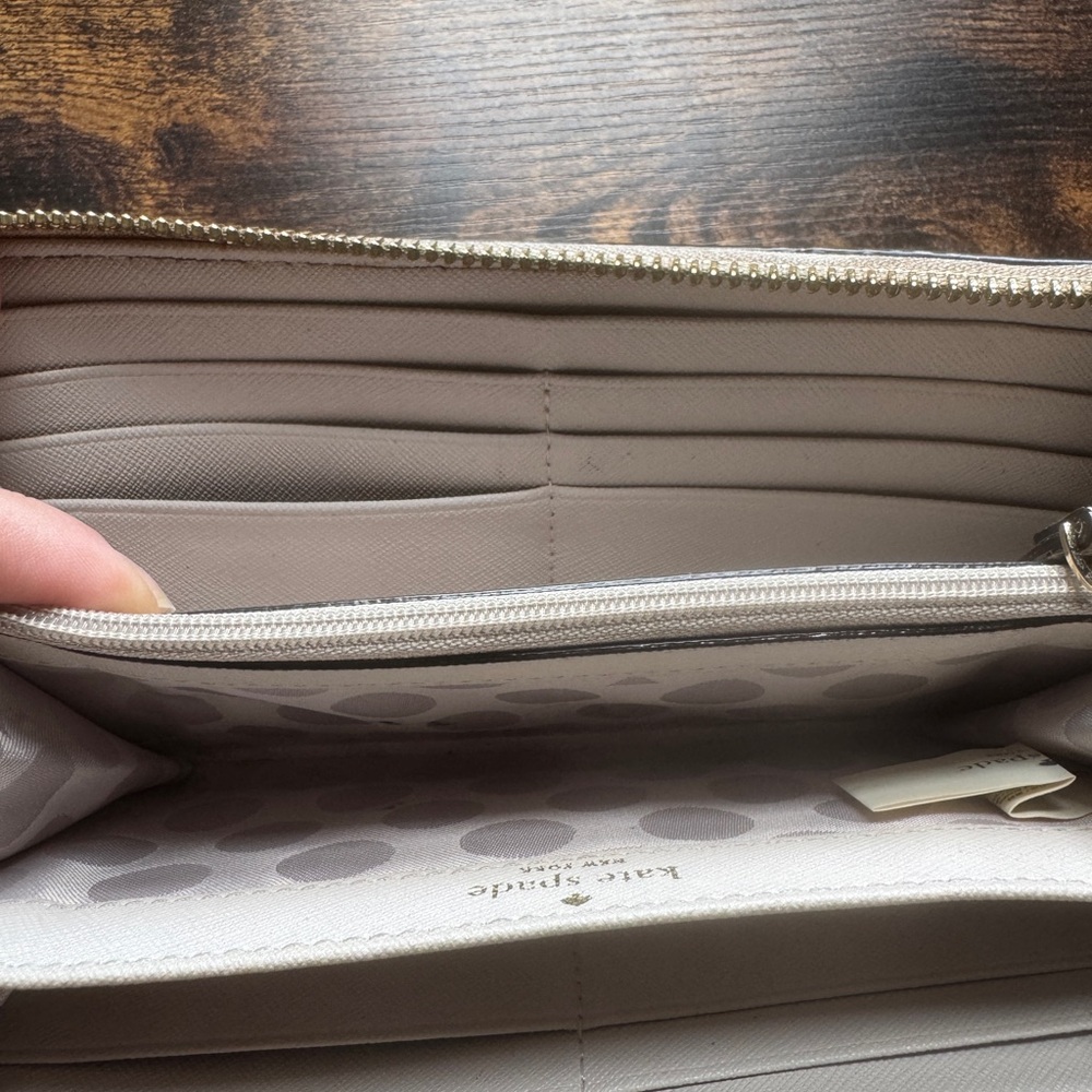 Kate Spade Wallet - Picture 5 of 12